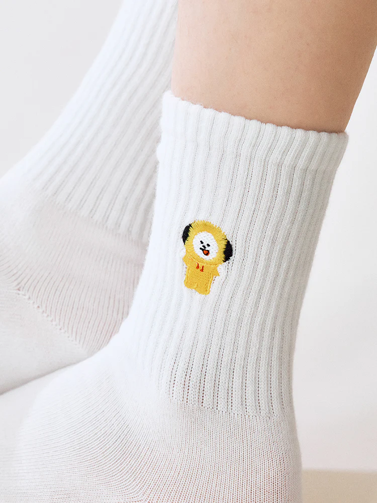 BT21 Basic Lip Embroidery Socks - Image 11