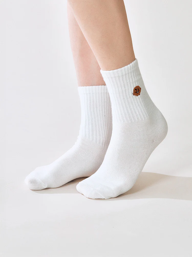 BT21 Basic Lip Embroidery Socks - Image 19