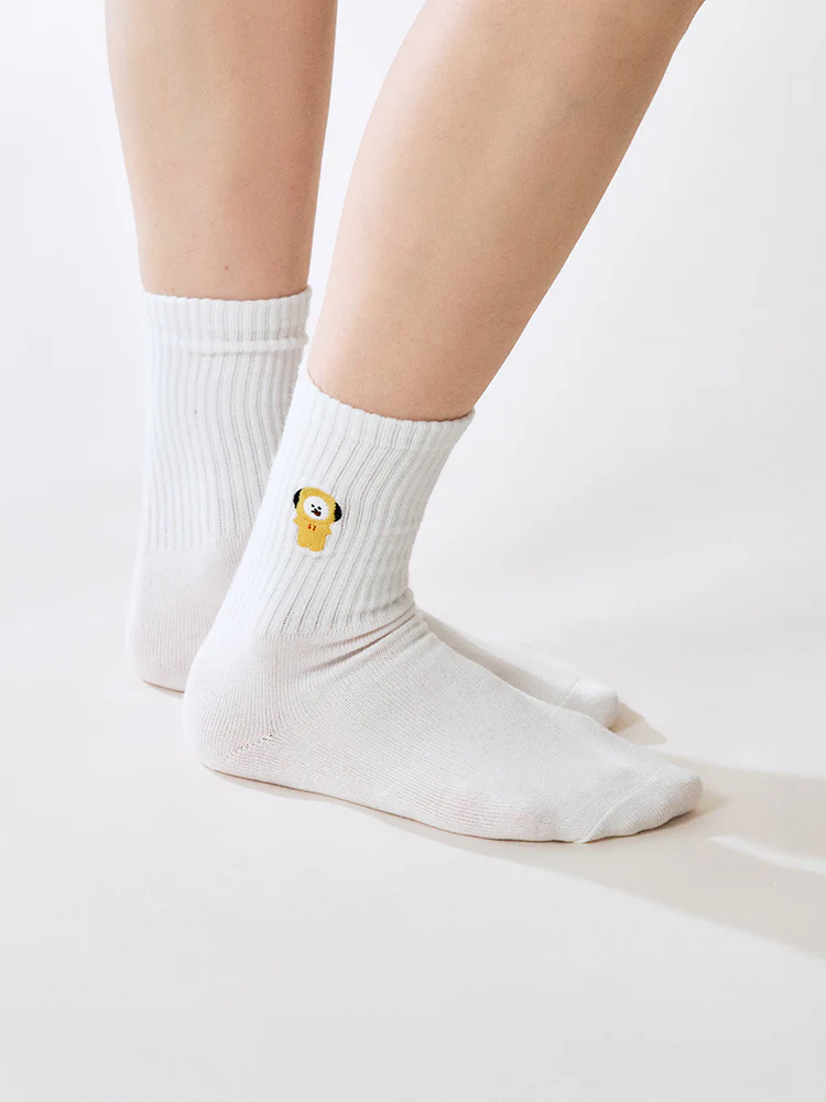 BT21 Basic Lip Embroidery Socks - Image 9