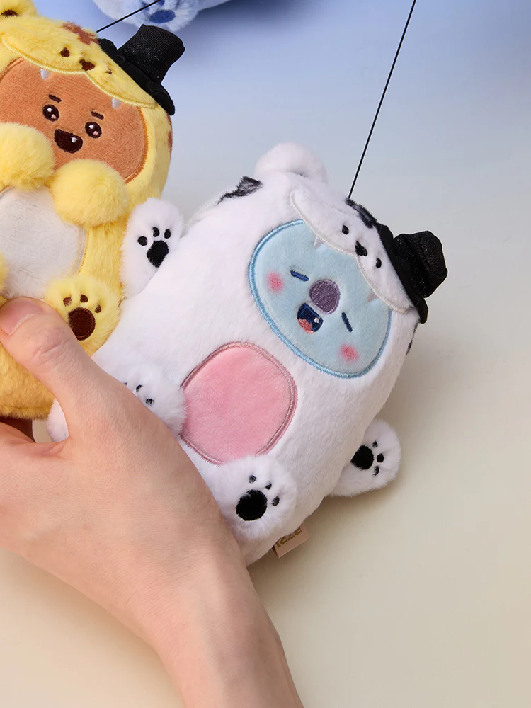 BT21 K-Horang Reel Pass Case - Image 39