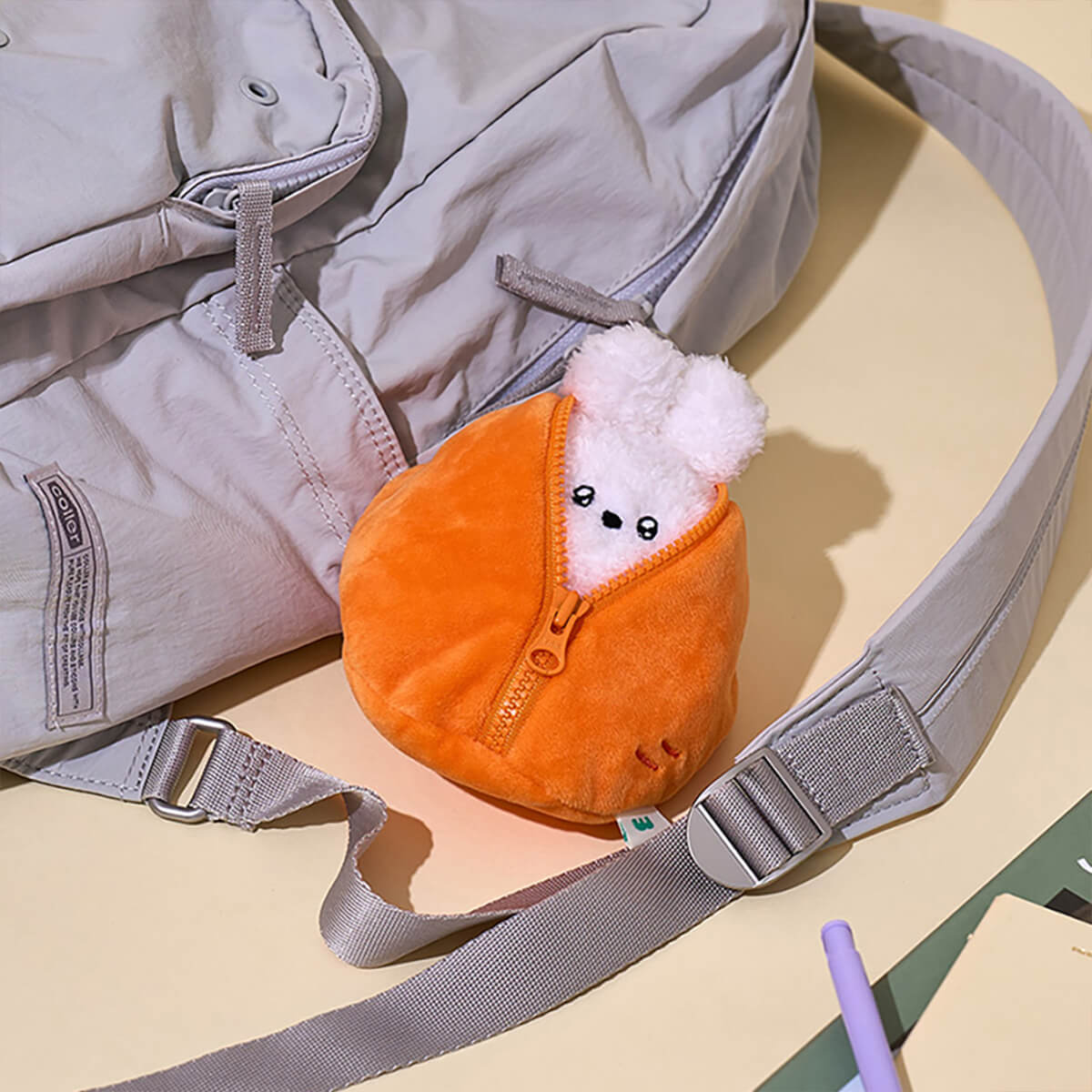 LINE FRIENDS minini Farm Open Keyring - Image 9