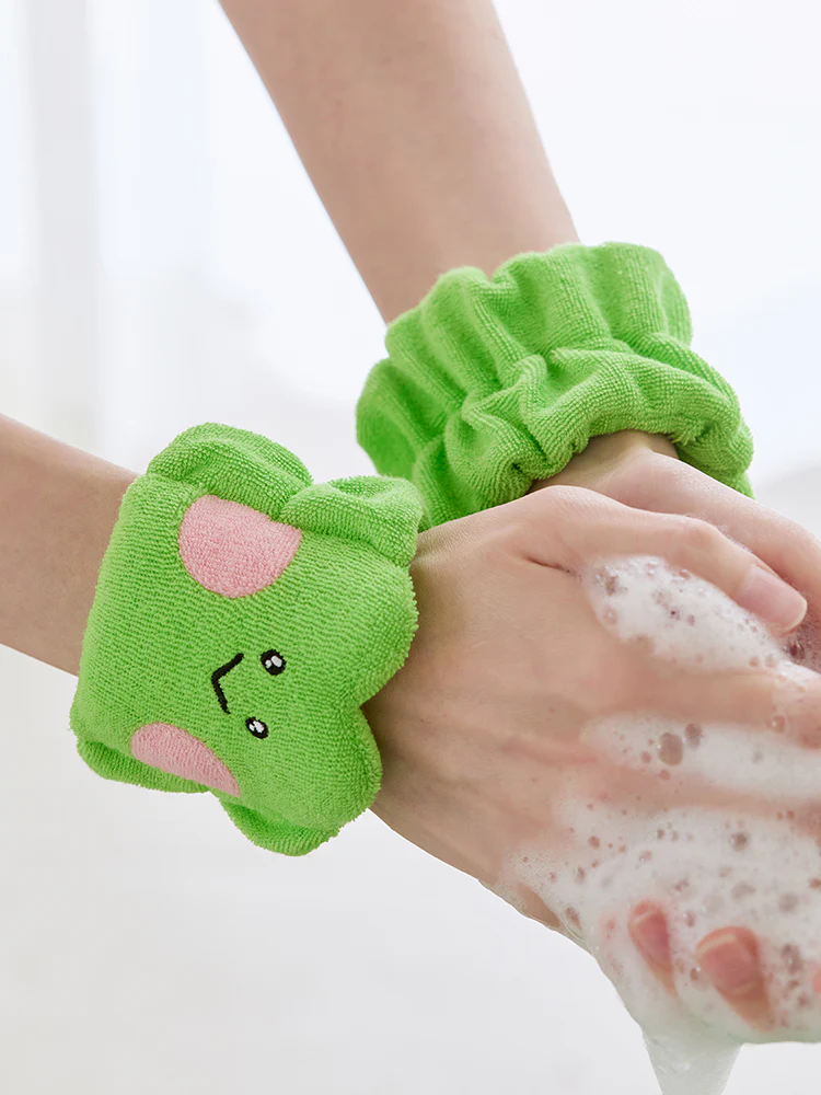 LINE FRIENDS minini STAY WITH lenini Spa Wristband - Image 7