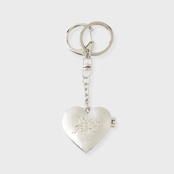 NewJeans Get Up Metal Mirror Keyring (MINJI) - Image 3