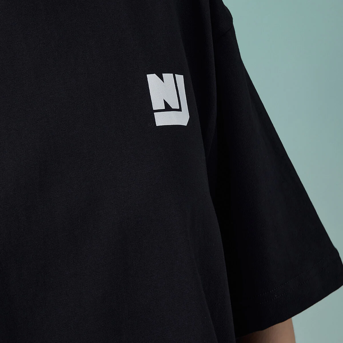 NewJeans How Sweet Logo T-Shirt Black - Image 6