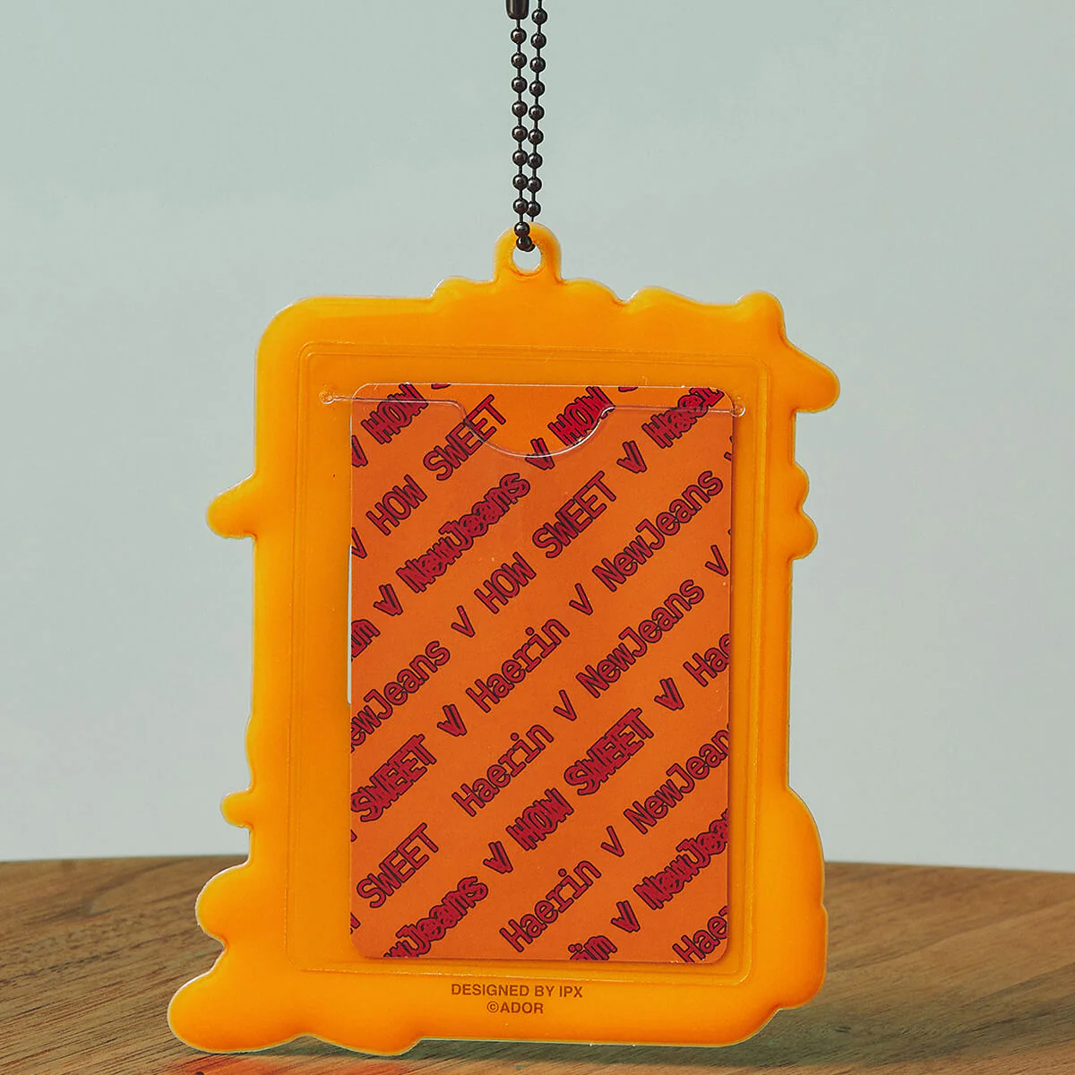 NewJeans How Sweet Photo Holder Keyring (HAERIN) - Image 2