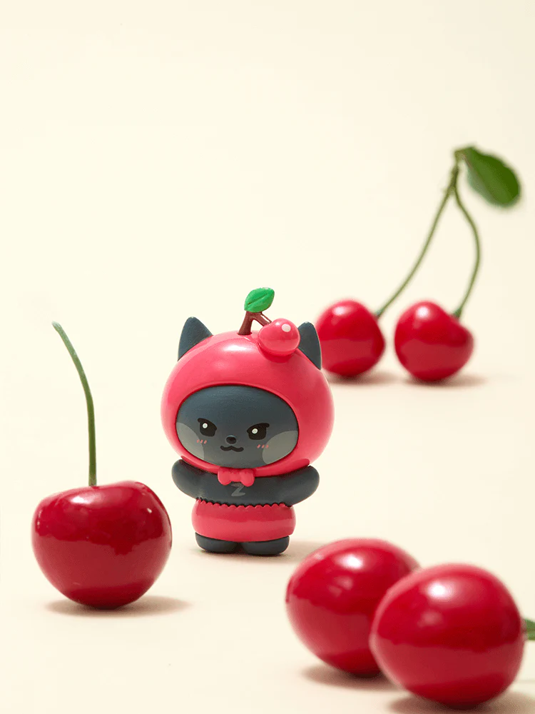 ZEROBASEONE zeroni Fruit Costume Figure - Image 6