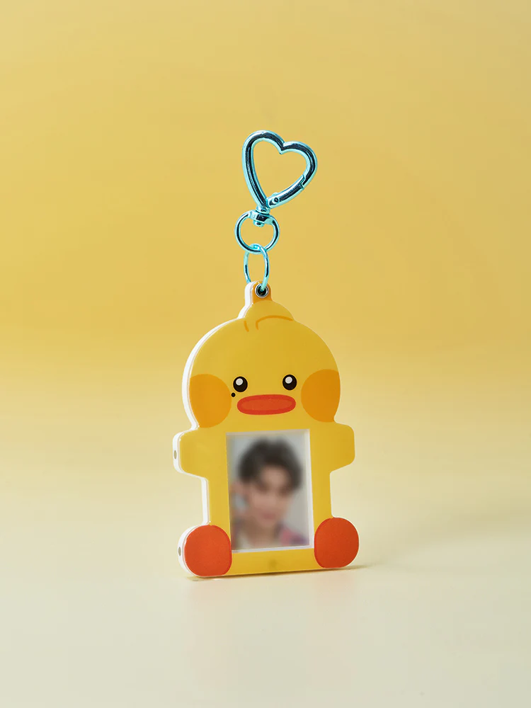 ZEROBASEONE zeroni FLUFFY Wonderland Magnet ID Photo Holder - Image 11