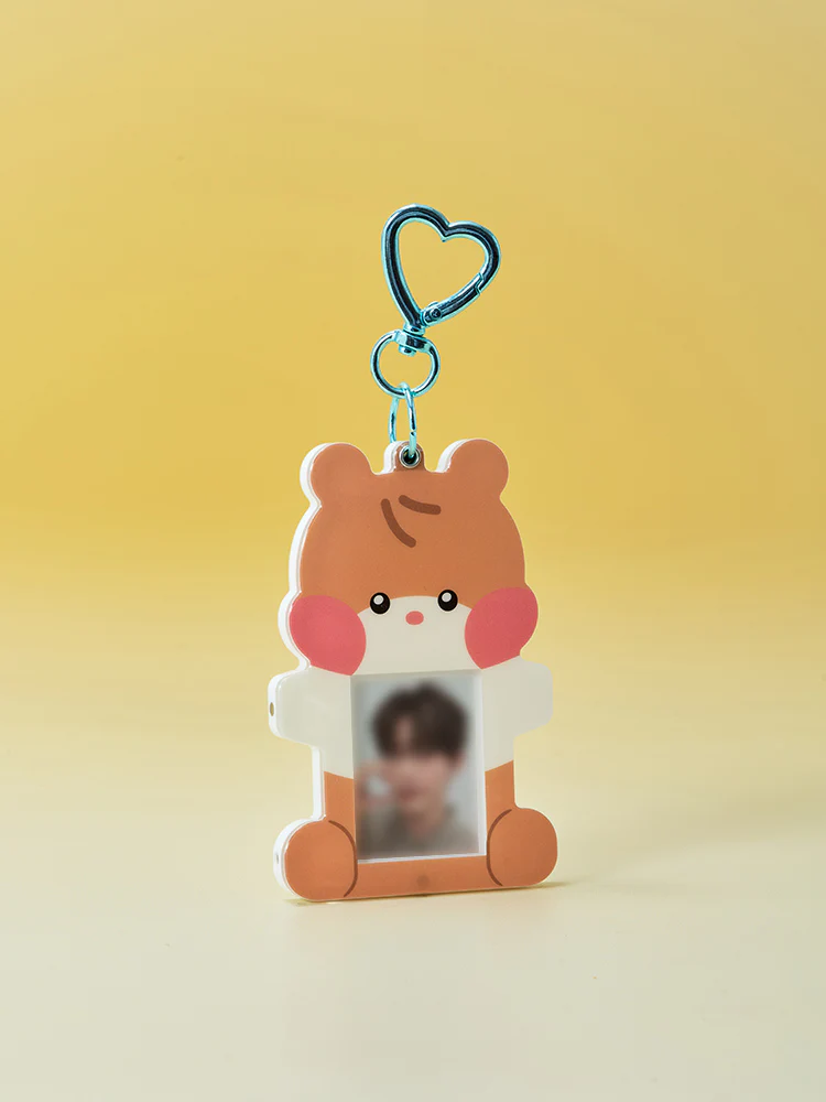 ZEROBASEONE zeroni FLUFFY Wonderland Magnet ID Photo Holder - Image 3