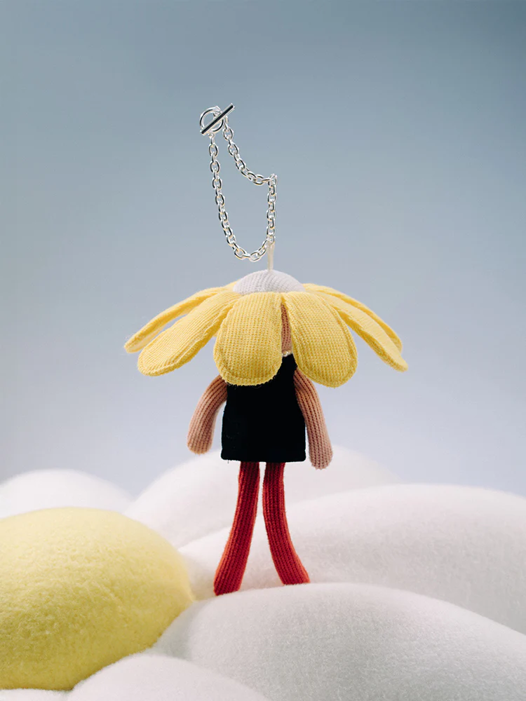 ZO&FRIENDS A&NE Knit Plush Keyring - Image 3